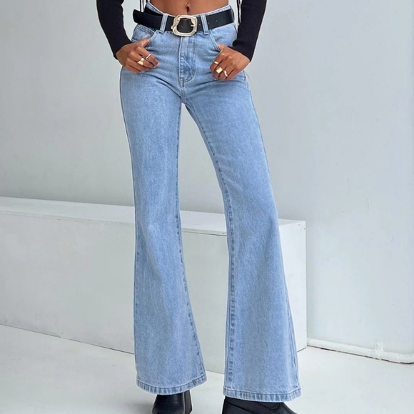 Princess Polly Denim - Princess Polly CABARITA Lounge Denim Flared Jeans Medium Wash size 4 NWT